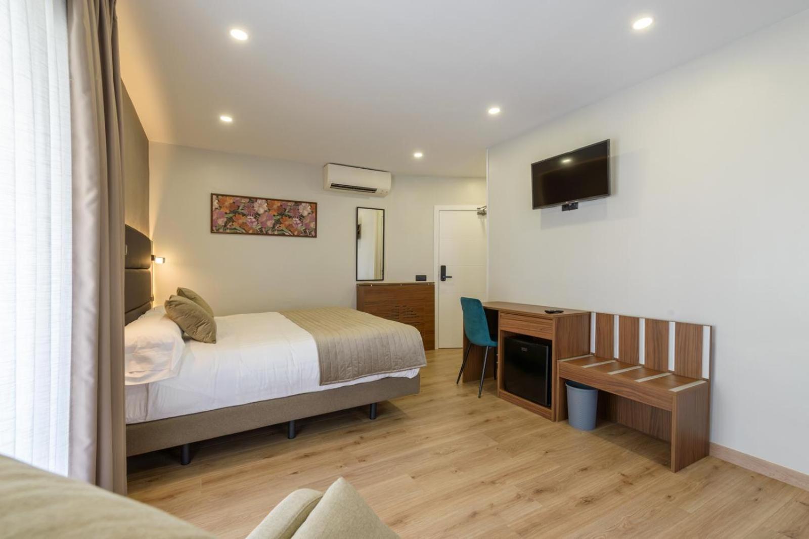 Hostal Sun Gate Madrid Exterior foto